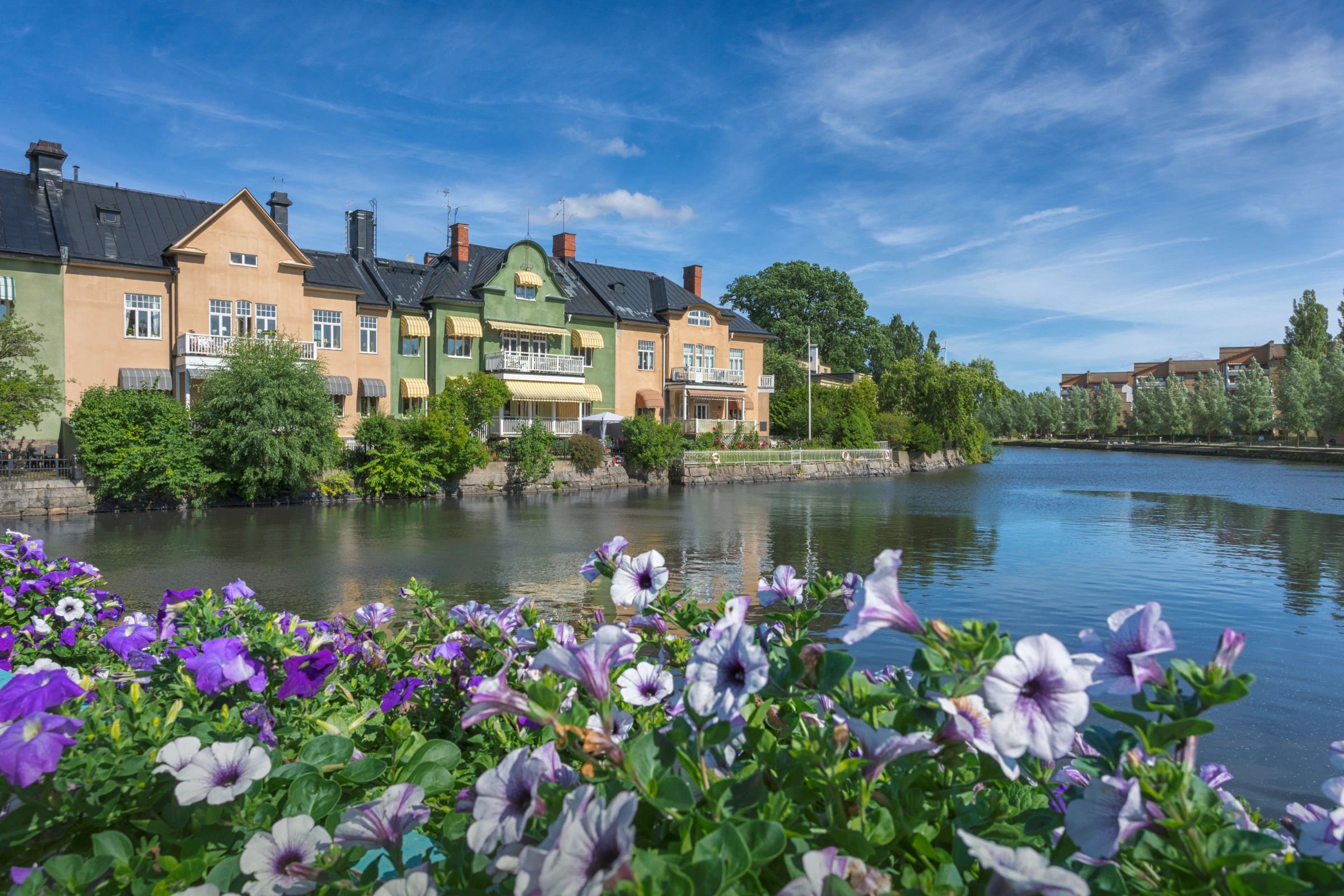 Örebro[1].webp
